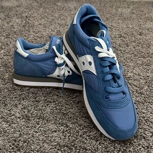 Saucony Jazz sneakers; never worn